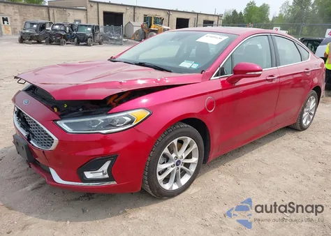 2020 Ford Fusion Plug-In Hybrid Titanium from USA, damaged, VIN 3FA6P0SU3LR101453